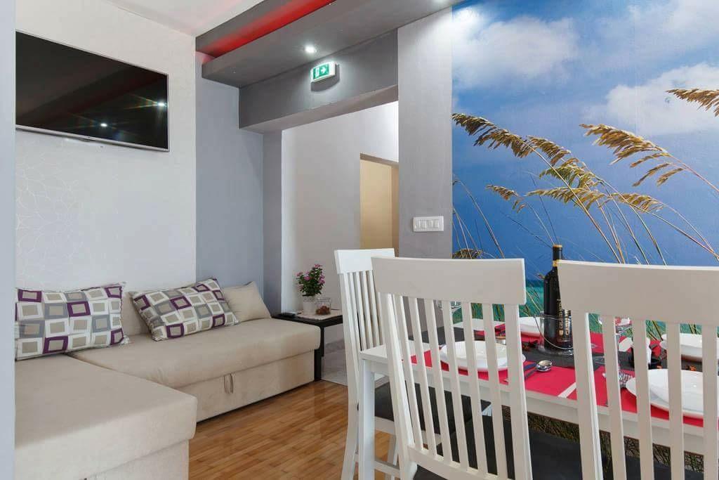 Apartments Romantica Йесенице Екстериор снимка